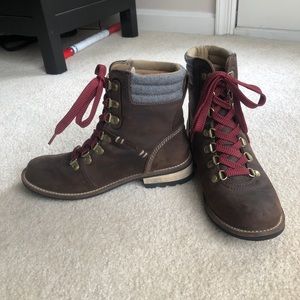 women's kodiak surrey ii waterproof hiker style boots